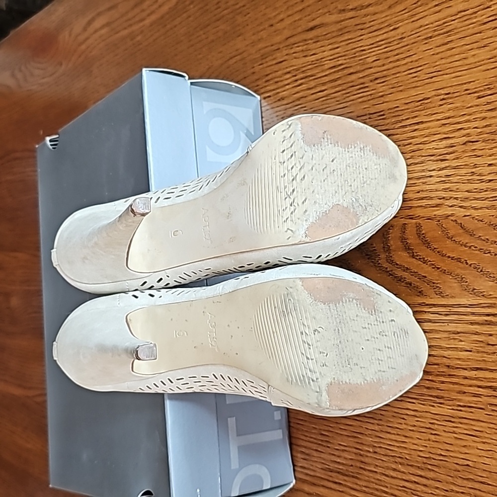 Apt 9 Open Toe Perforated Platform Pumps - image 6